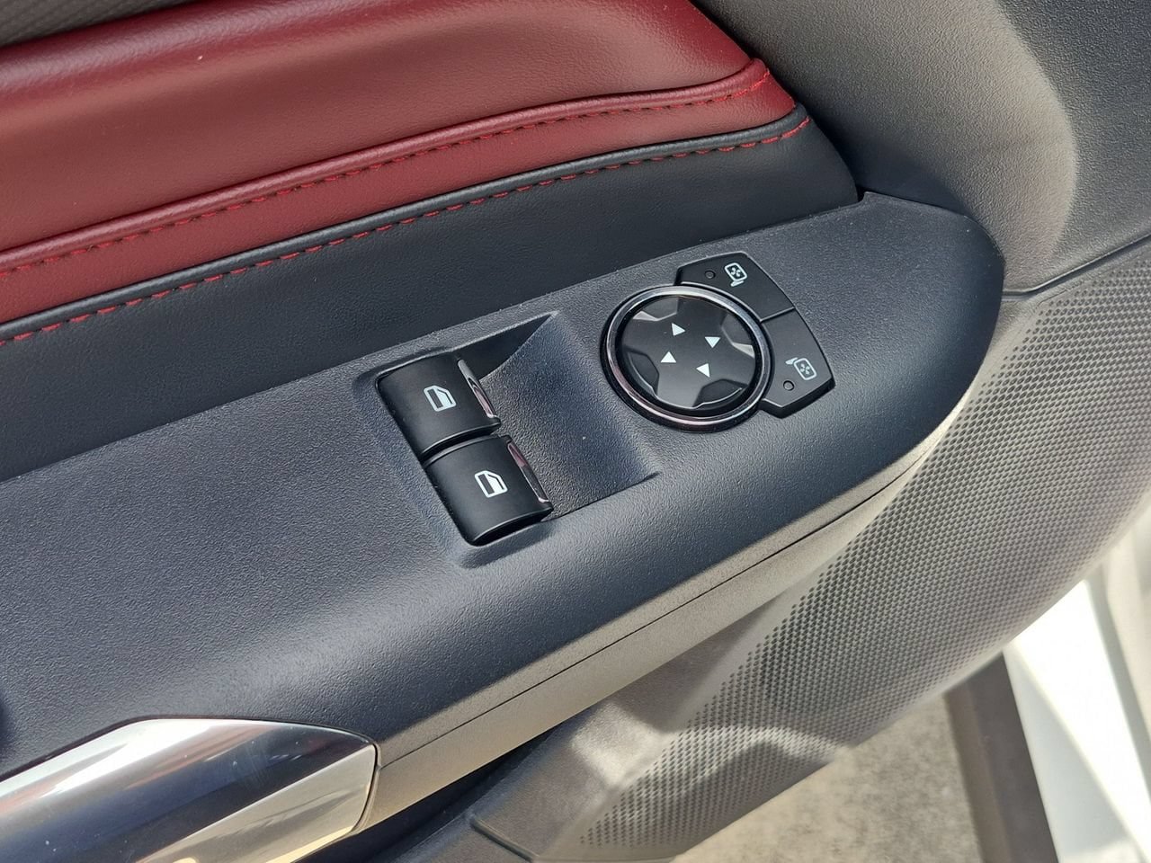 Used 2024 Ford Mustang GT Premium RWD image 9