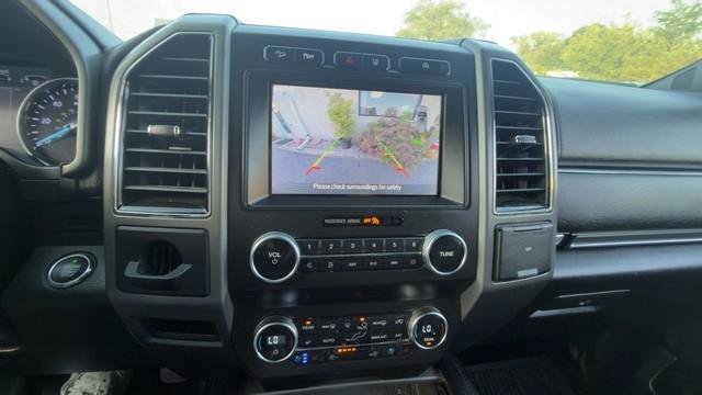 Used 2020 Ford Expedition XLT w/ Equipment Group 202A AWD/4WD image 13