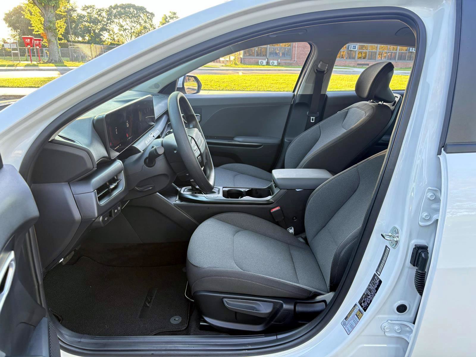 Certified 2025 Kia K4 FWD image 20