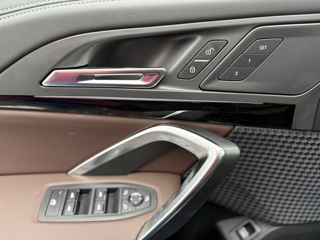 Used 2025 BMW X1 xDrive28i w/ Convenience Package image 14