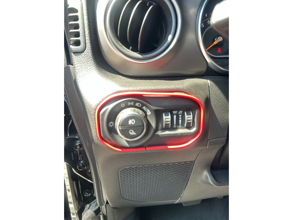 Used 2021 Jeep Gladiator Sport AWD/4WD image 18