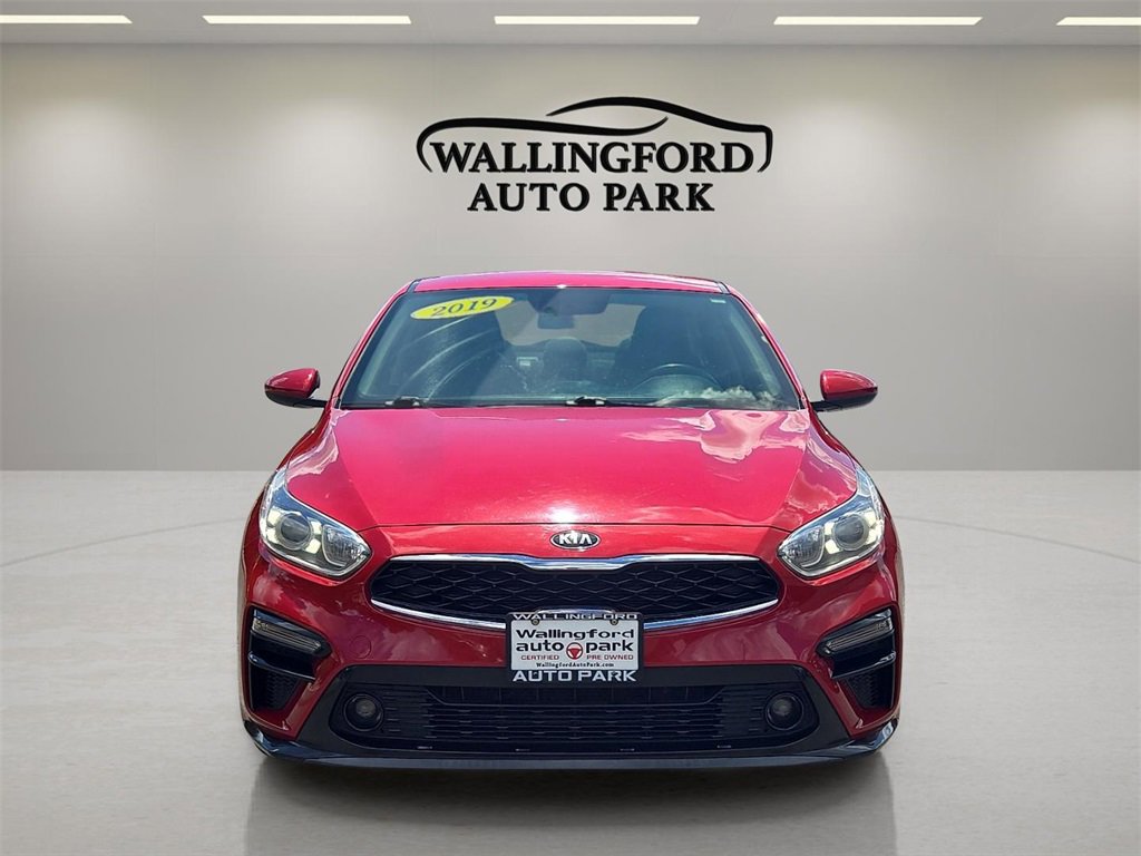 Used 2019 Kia Forte S image 2