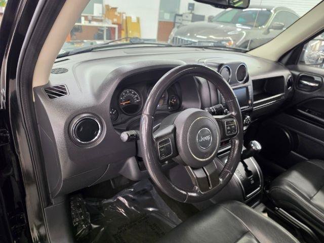 Used 2016 Jeep Patriot High Altitude FWD image 9
