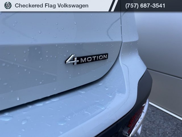 New 2025 Volkswagen Taos SE image 21