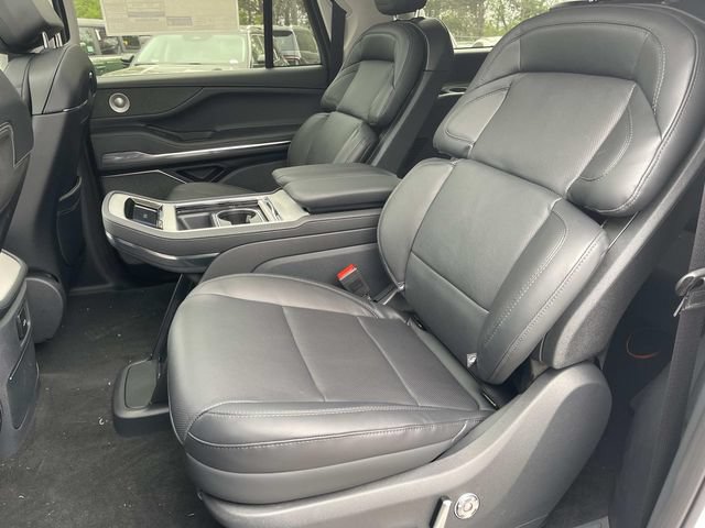 New 2026 Lincoln Navigator L Reserve AWD/4WD image 19