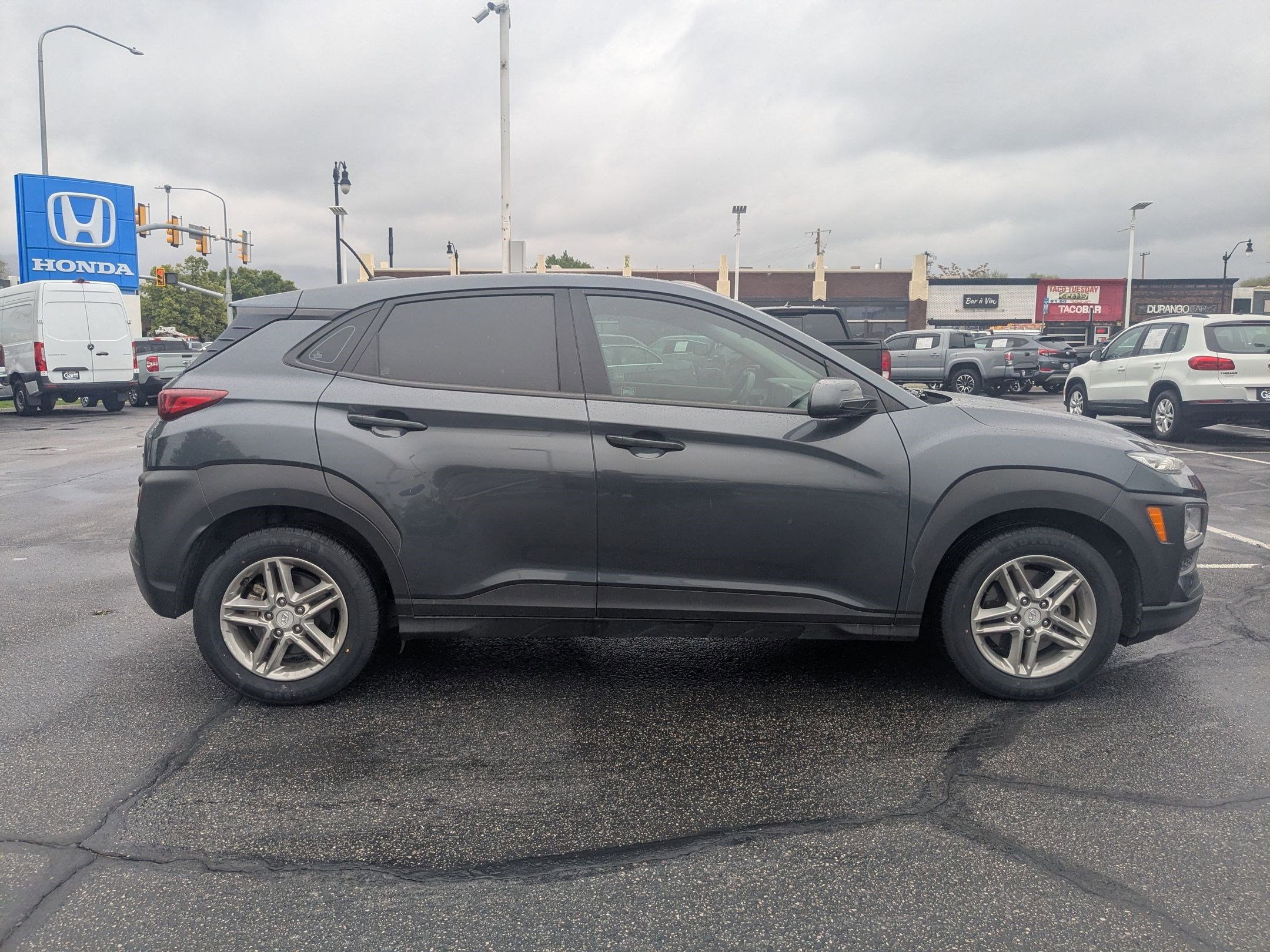 Used 2019 Hyundai Kona SE AWD/4WD image 2