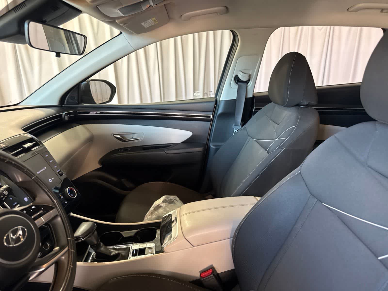 Used 2022 Hyundai Tucson SE FWD image 18