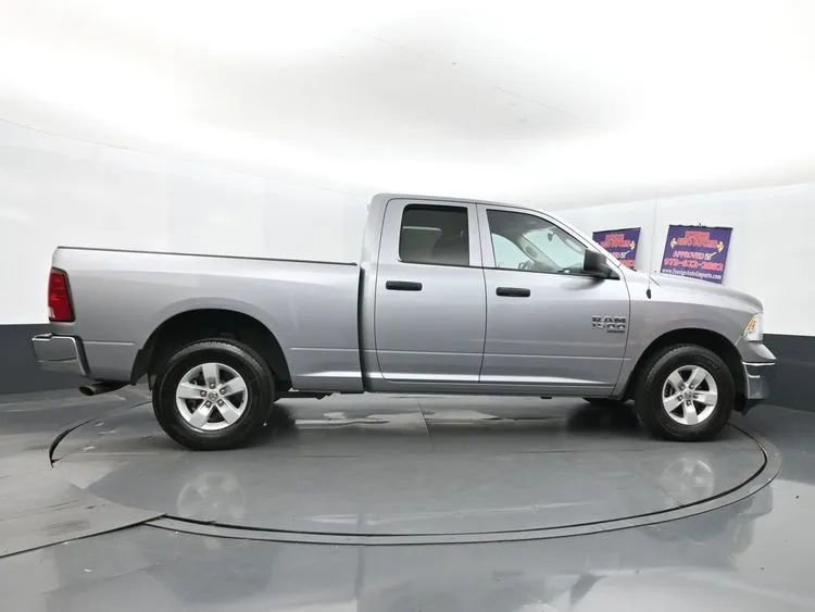 Used 2024 RAM 1500 Classic SLT image 4