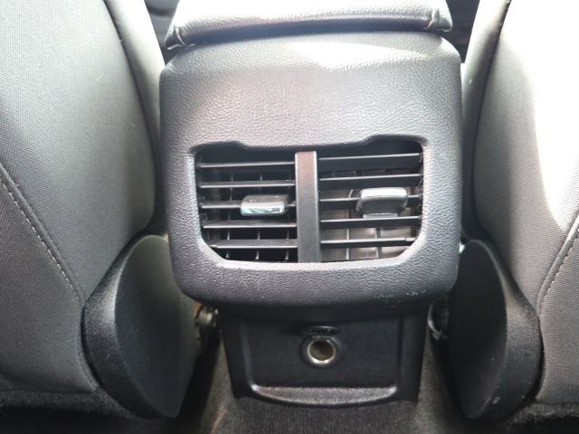 Used 2020 Ford Fusion SE image 16