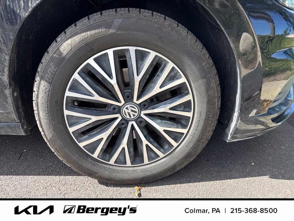Used 2020 Volkswagen Jetta SE w/ SE Cold Weather Package FWD image 8