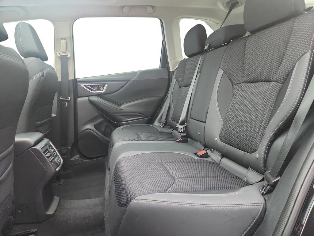 Used 2022 Subaru Forester Premium image 21