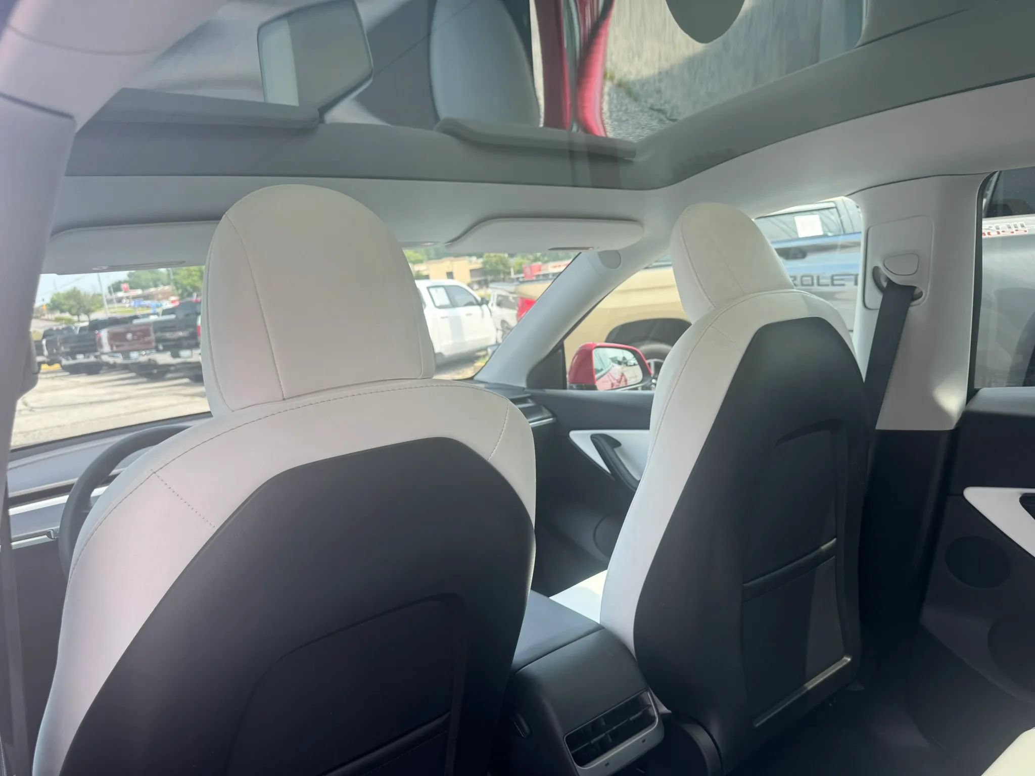 Used 2021 Tesla Model Y Long Range AWD/4WD image 12
