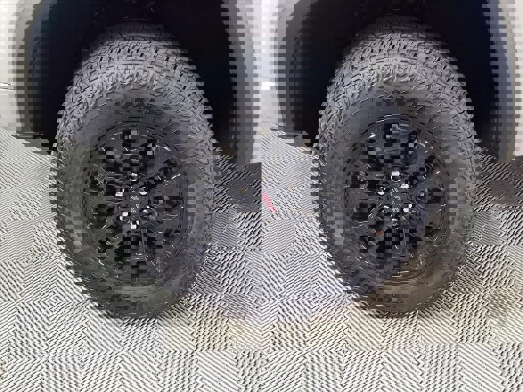 New 2026 GMC Canyon Elevation image 18