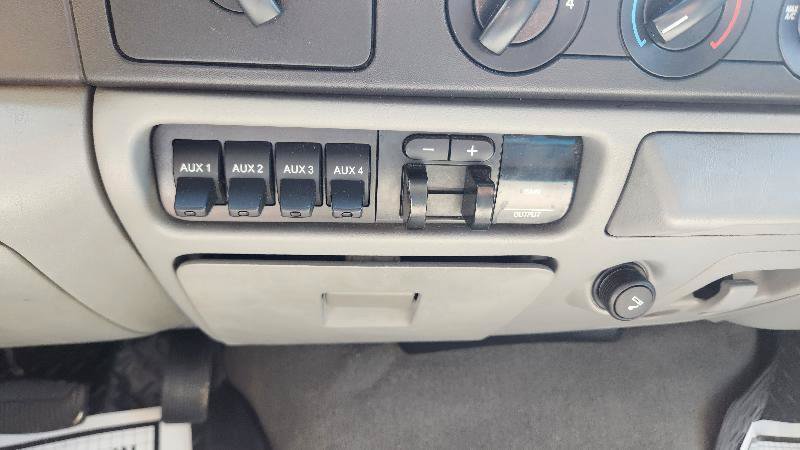 Used 2006 Ford F250 4x4 Crew Cab Super Duty image 16