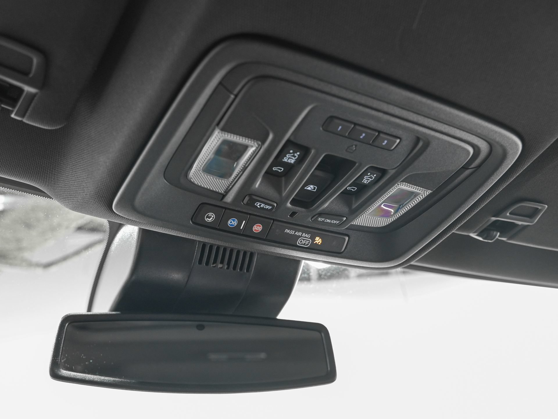Used 2025 Chevrolet Silverado 1500 High Country w/ High Country Premium Package AWD/4WD image 24