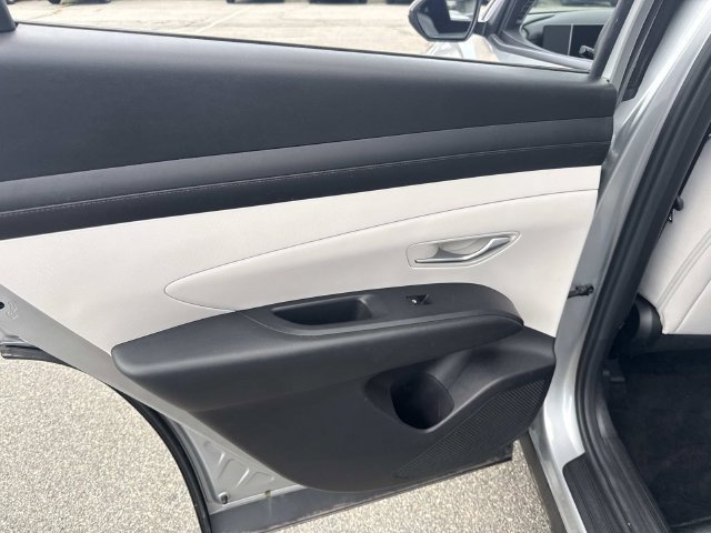Used 2025 Hyundai Tucson SEL AWD/4WD image 17