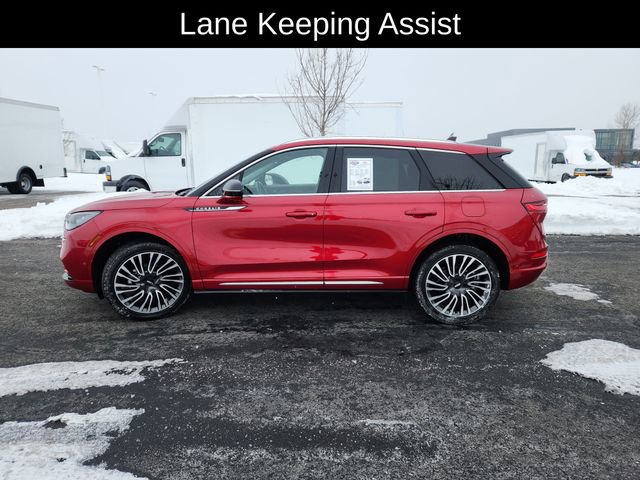 Used 2022 Lincoln Corsair Reserve w/ Equipment Group 201A image 4