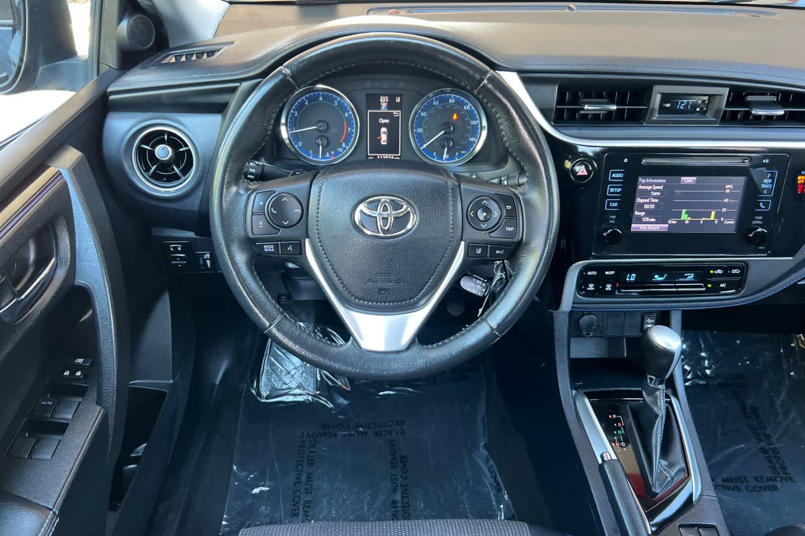 Certified 2018 Toyota Corolla SE w/ Carpet Mat Package (TMS) FWD image 14