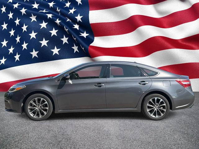 Used 2018 Toyota Avalon XLE Premium FWD image 11