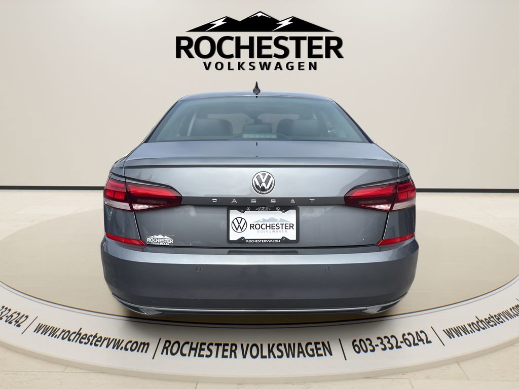 Used 2020 Volkswagen Passat 2.0T SEL FWD image 5