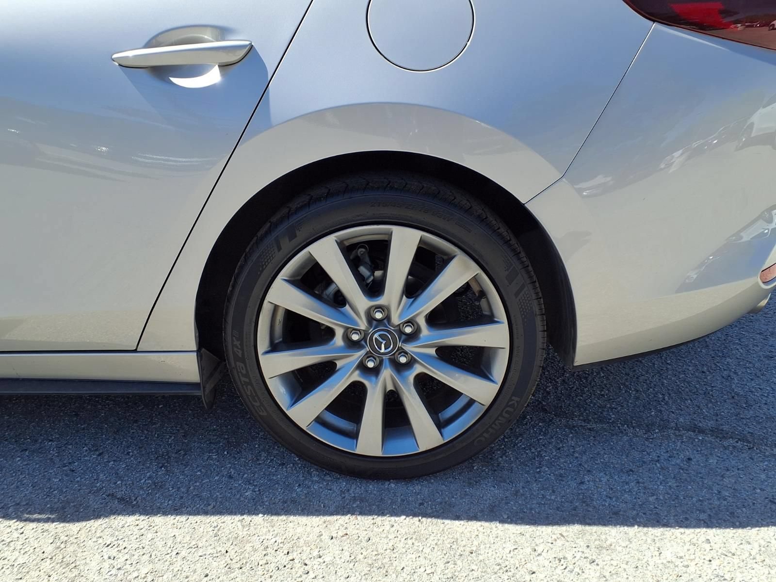 Used 2024 MAZDA MAZDA3 s FWD image 4