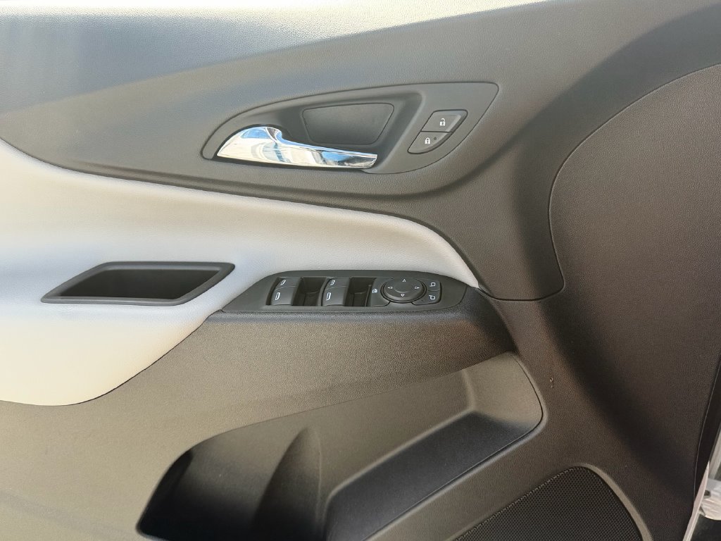 Used 2024 Chevrolet Equinox LS w/ LS Convenience Package FWD image 27