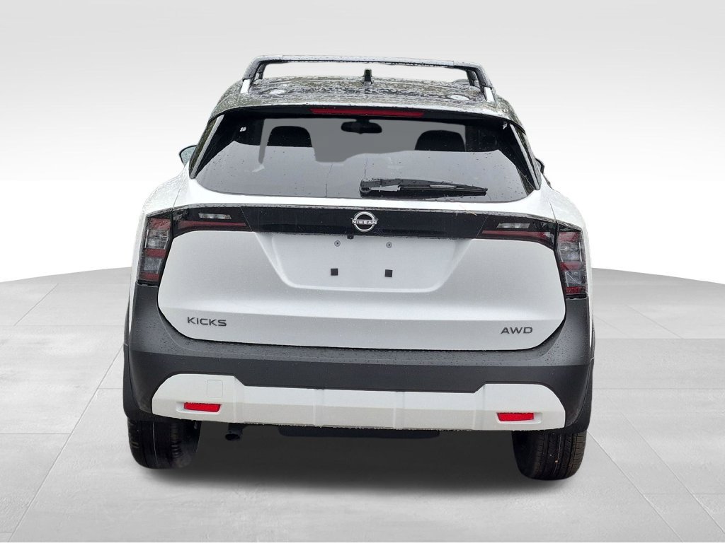 New 2027 Nissan Kicks SV AWD/4WD image 11
