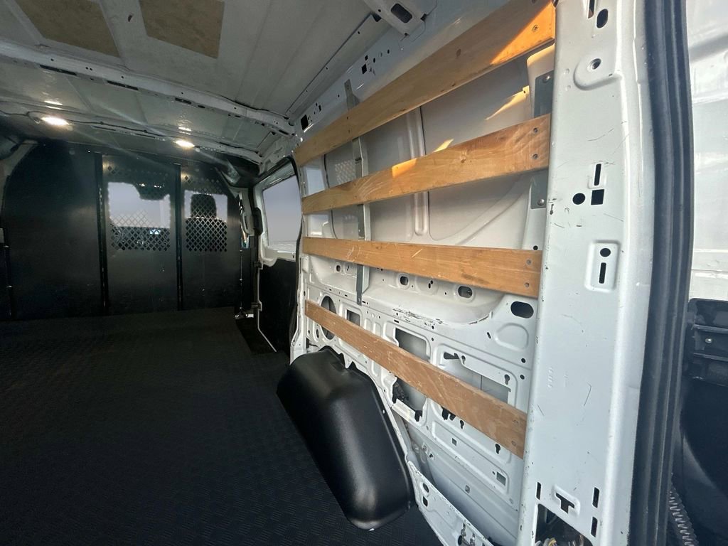 Used 2024 Ford Transit 250 Low Roof w/ Exterior Upgrade Package RWD image 14