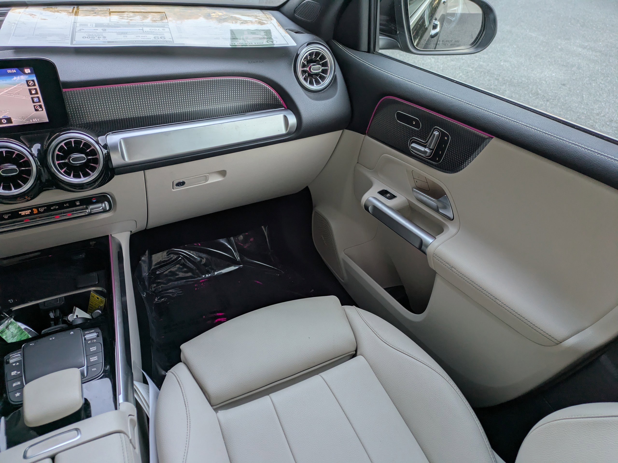 Certified 2023 Mercedes-Benz EQB 300 4MATIC image 19