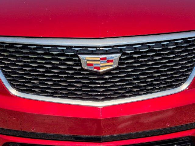 Used 2022 Cadillac XT6 Premium Luxury FWD image 9