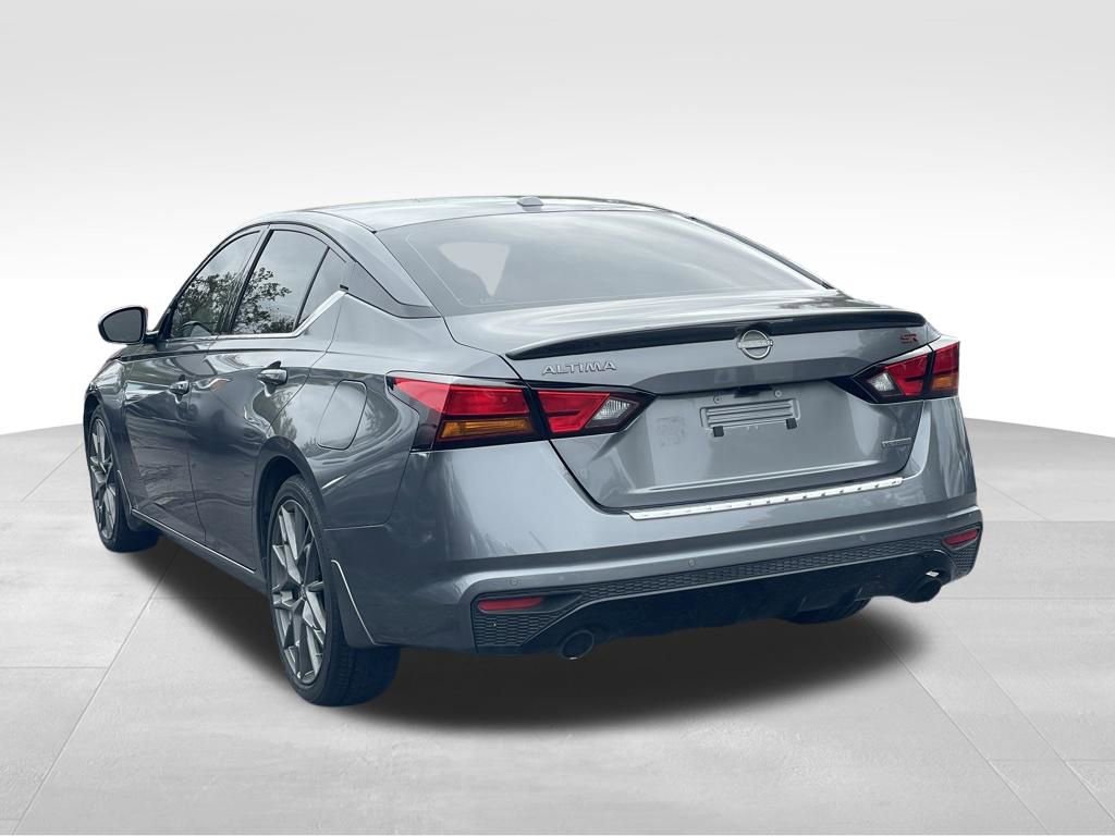 Certified 2023 Nissan Altima 2.0 SR image 5