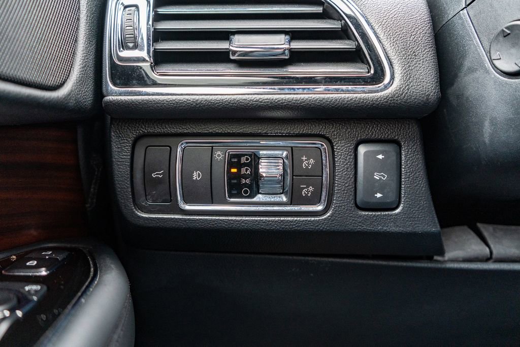 Used 2023 Lincoln Navigator Reserve image 23