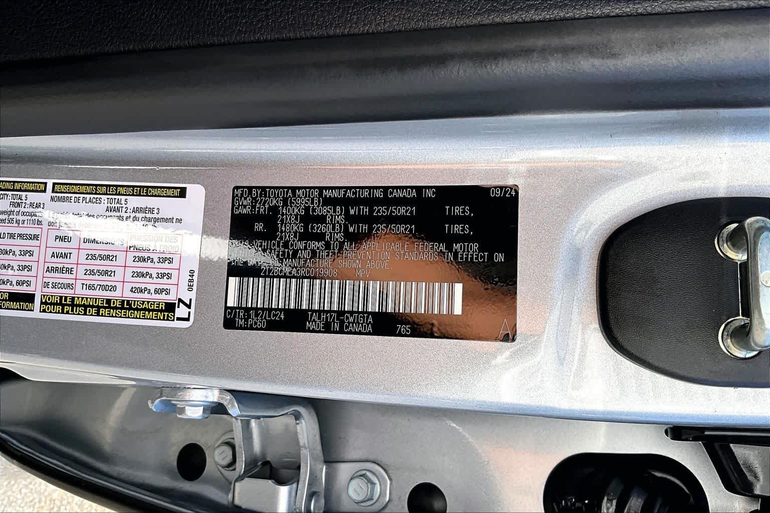 Used 2024 Lexus RX 500h F Sport w/ Convenience Package AWD/4WD image 35