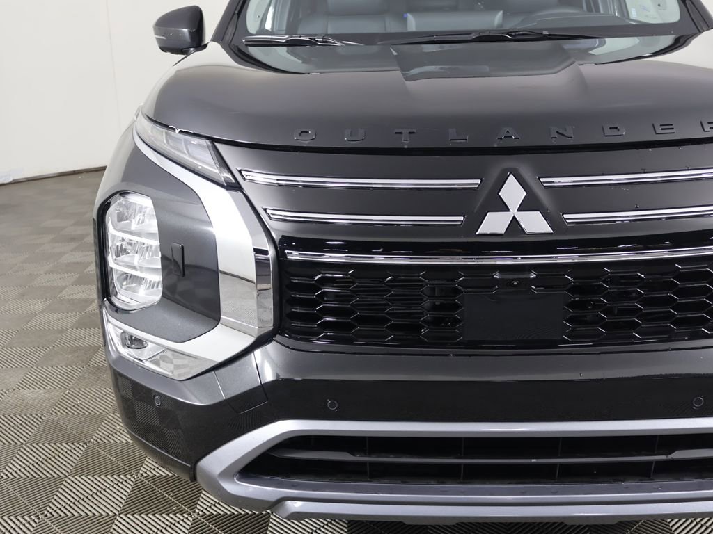 New 2026 Mitsubishi Outlander SEL image 17