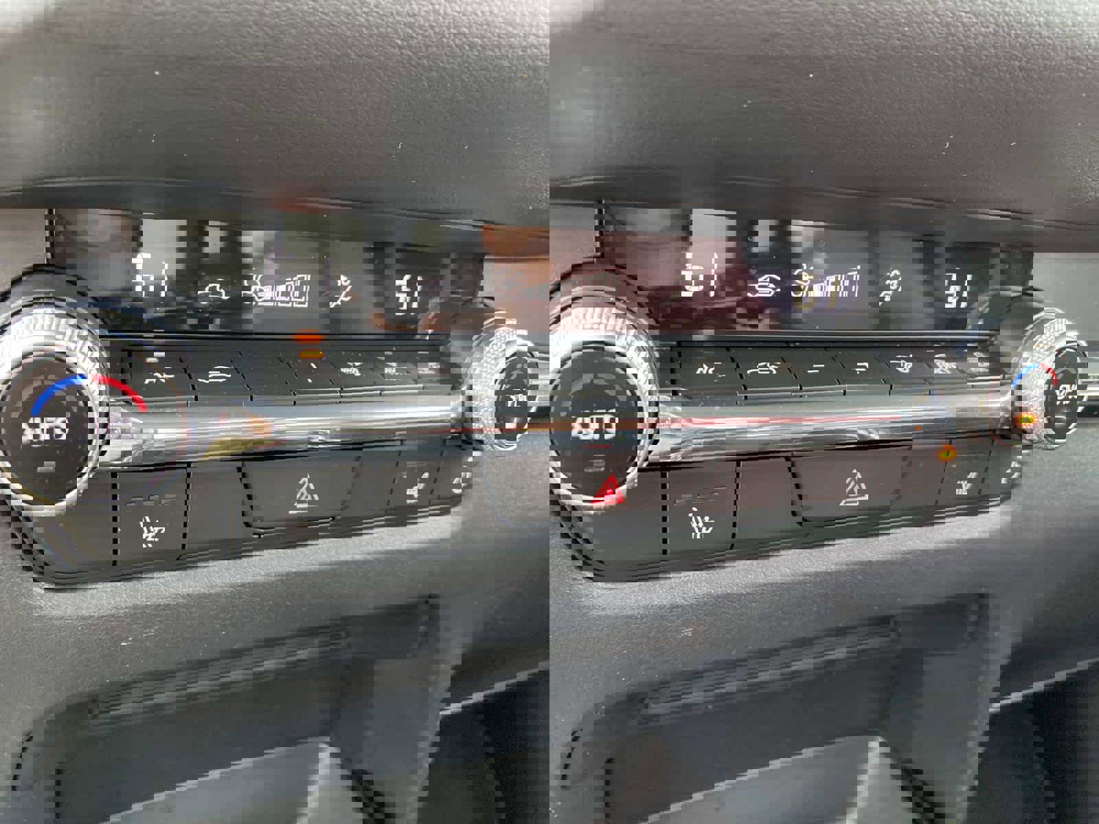 Used 2025 MAZDA CX-30 AWD 2.5 S w/ Preferred Package image 17