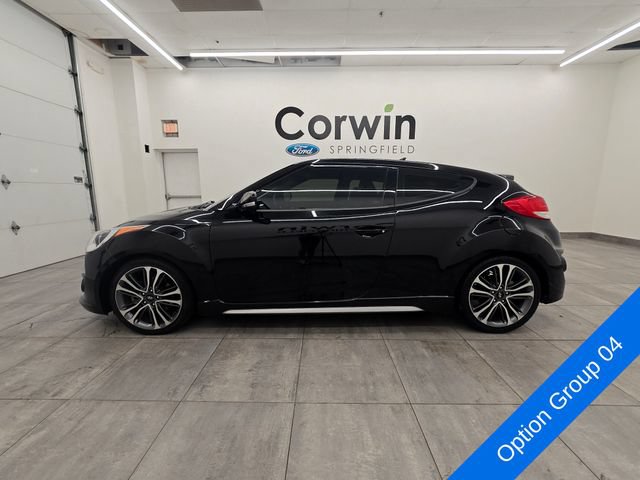 Used 2016 Hyundai Veloster Turbo w/ Option Group 04 FWD video 2