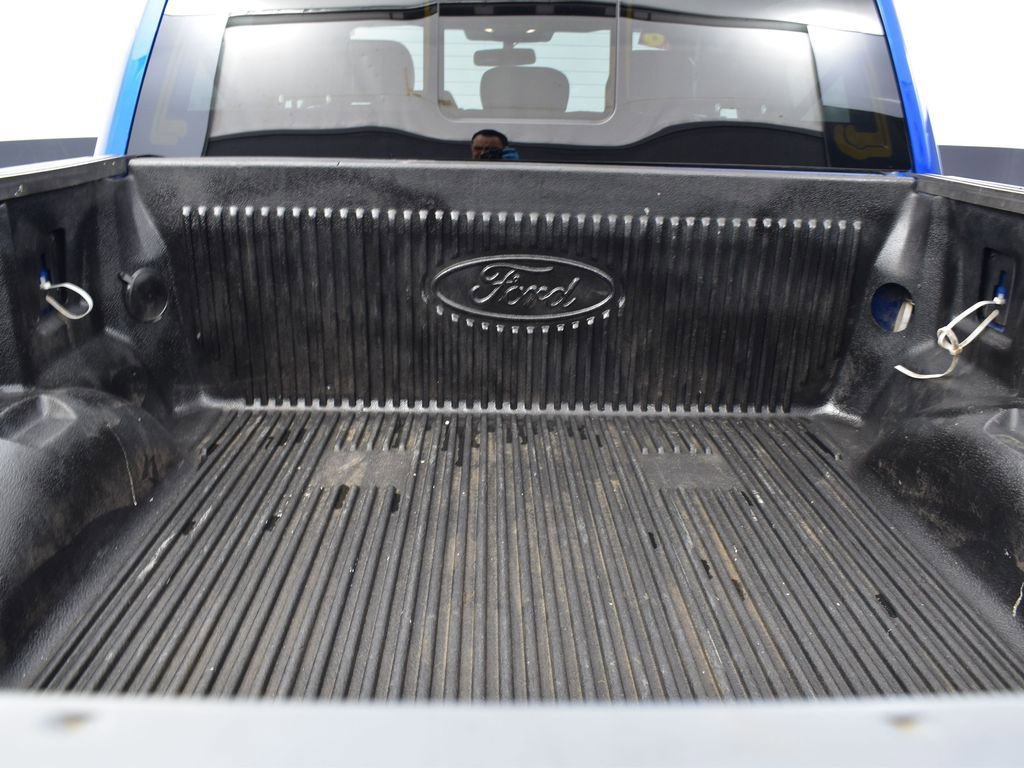 Used 2018 Ford F150 Lariat w/ Equipment Group 502A Luxury AWD/4WD image 9