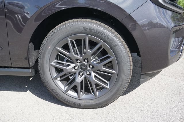 New 2027 Ford Expedition Max Platinum w/ Stealth Appearance Package AWD/4WD image 18