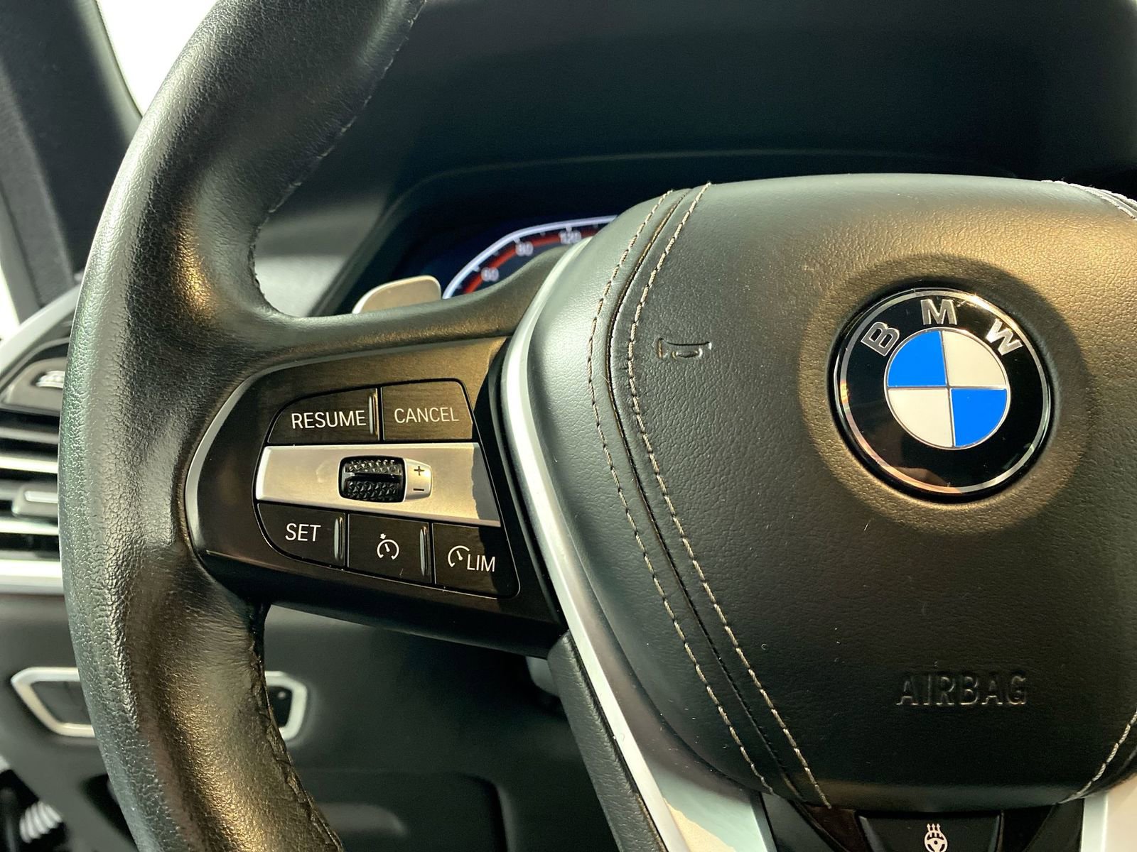 Used 2022 BMW X5 xDrive40i w/ Premium Package image 13