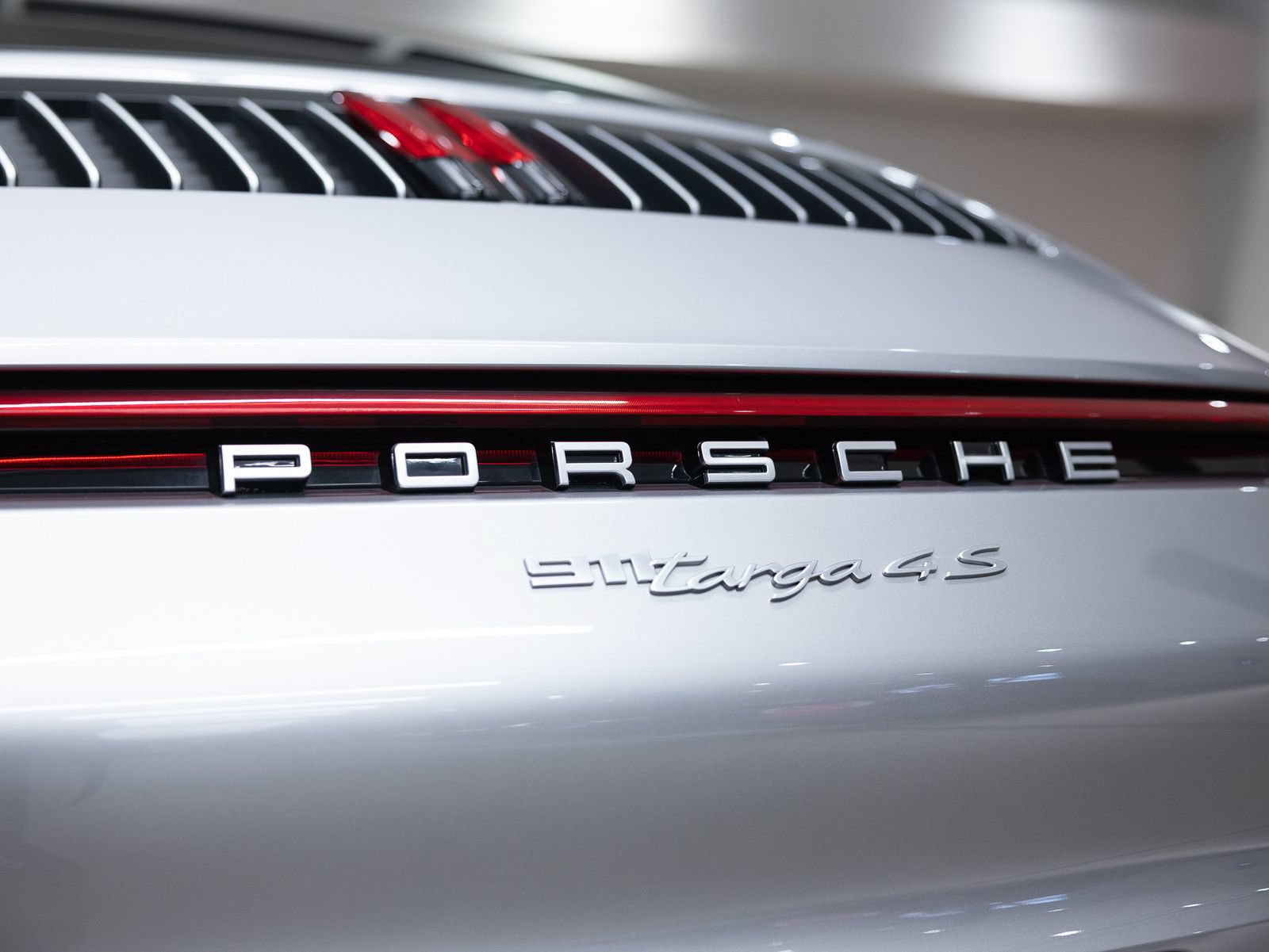 Certified 2021 Porsche 911 AWD/4WD image 25