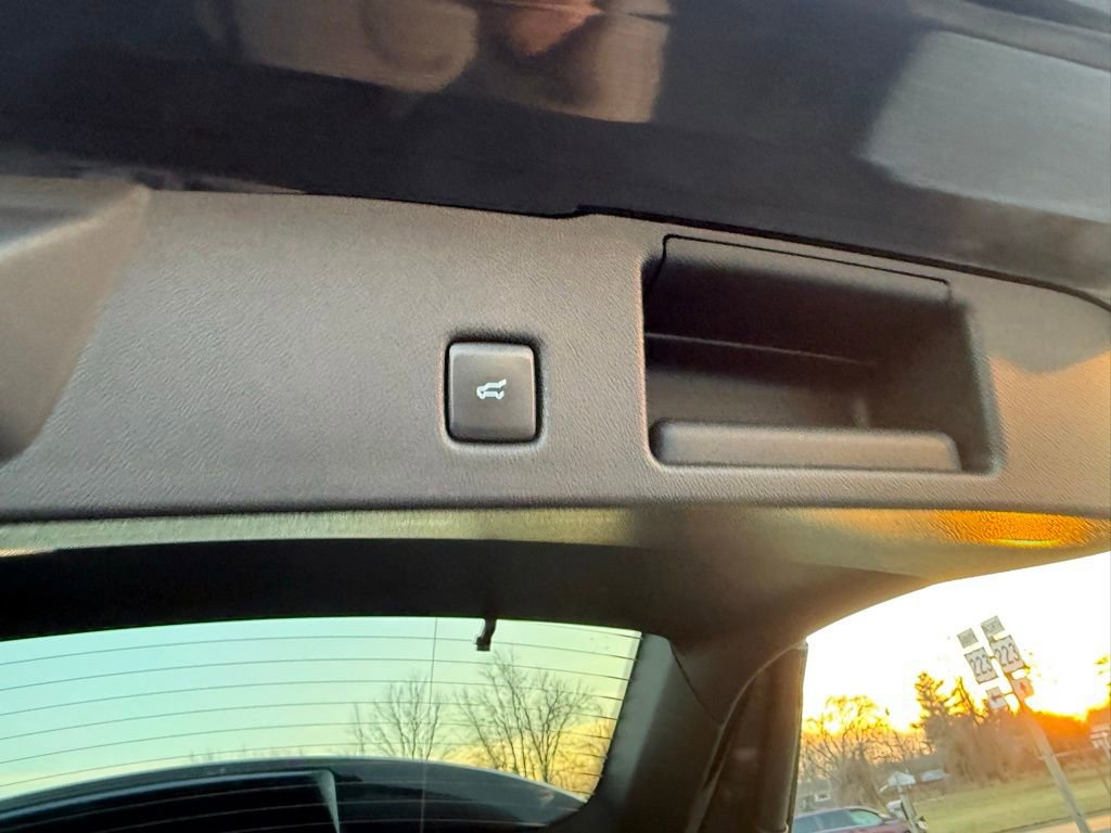 Used 2025 Ford Escape Platinum image 15