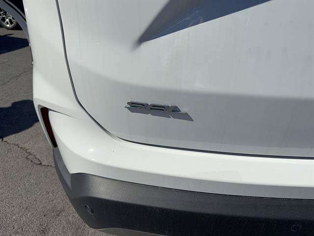 Certified 2023 Ford Edge SEL w/ Convenience Package AWD/4WD image 12
