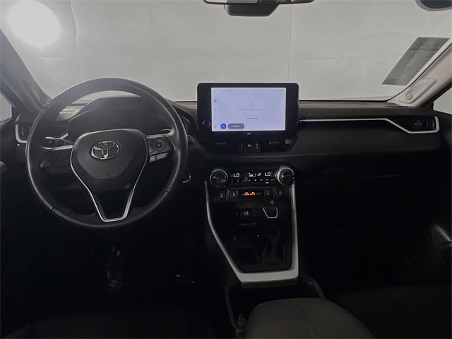 Used 2023 Toyota RAV4 XLE Premium image 27