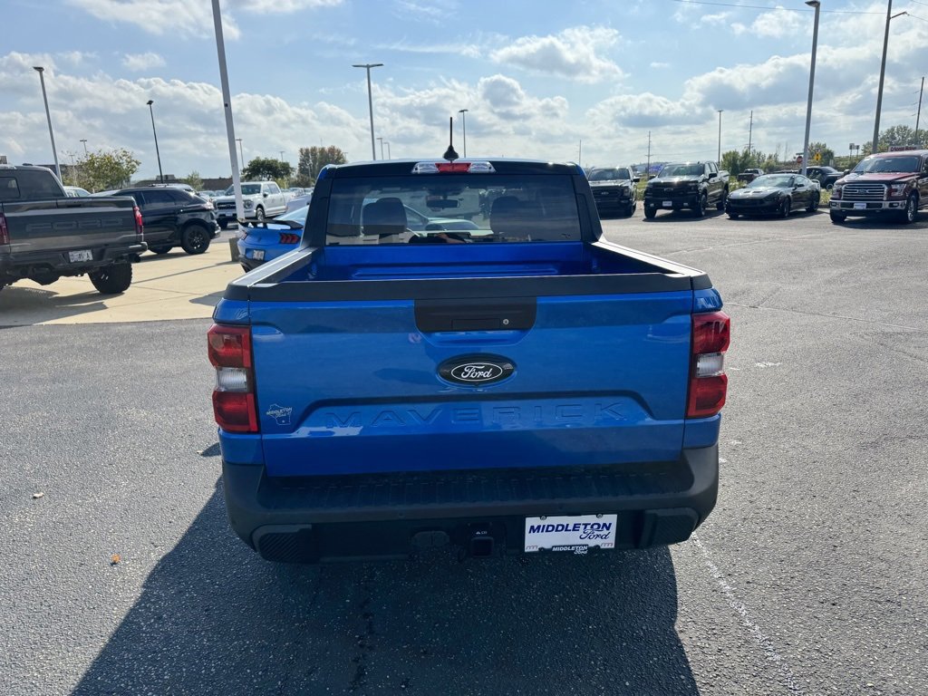 New 2025 Ford Maverick XLT w/ Black Appearance Package image 8