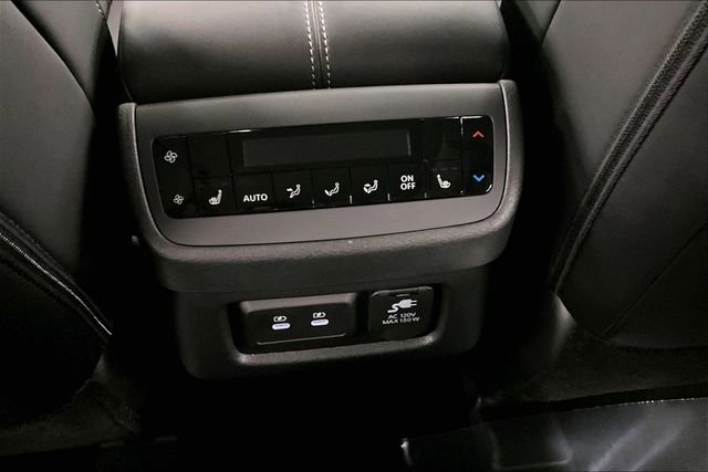 New 2026 Nissan Pathfinder Platinum image 21