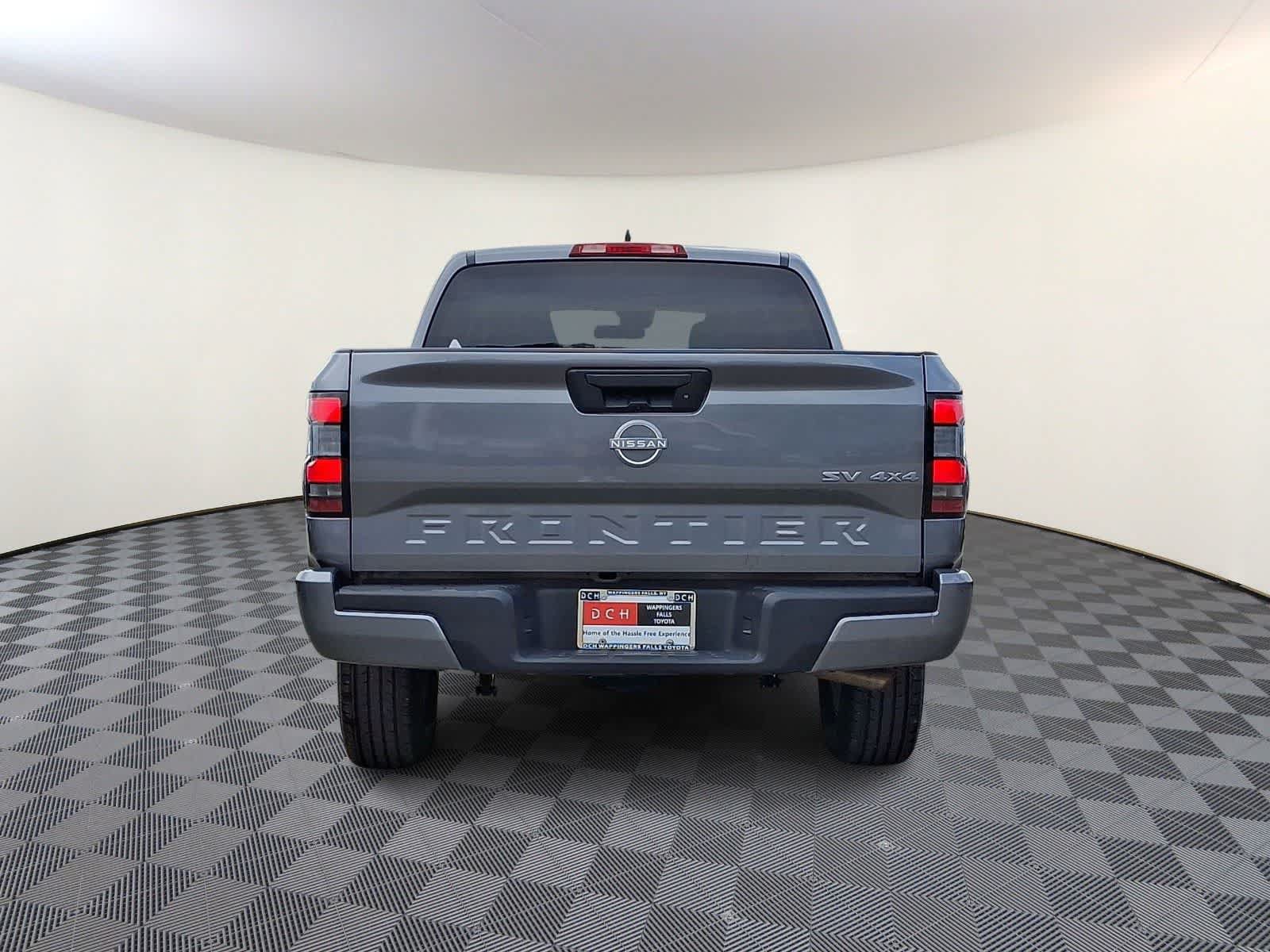 Used 2024 Nissan Frontier SV AWD/4WD image 6