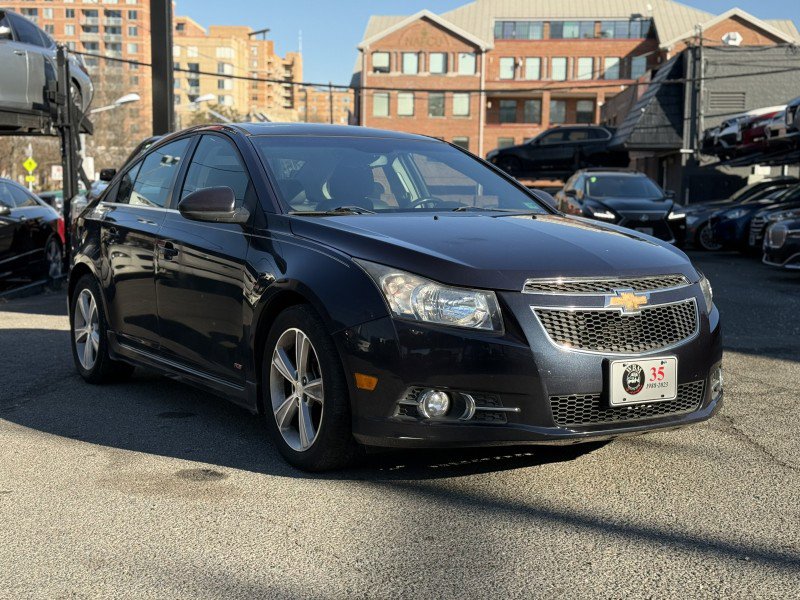 Used 2014 Chevrolet Cruze LT w/ RS Package image 3