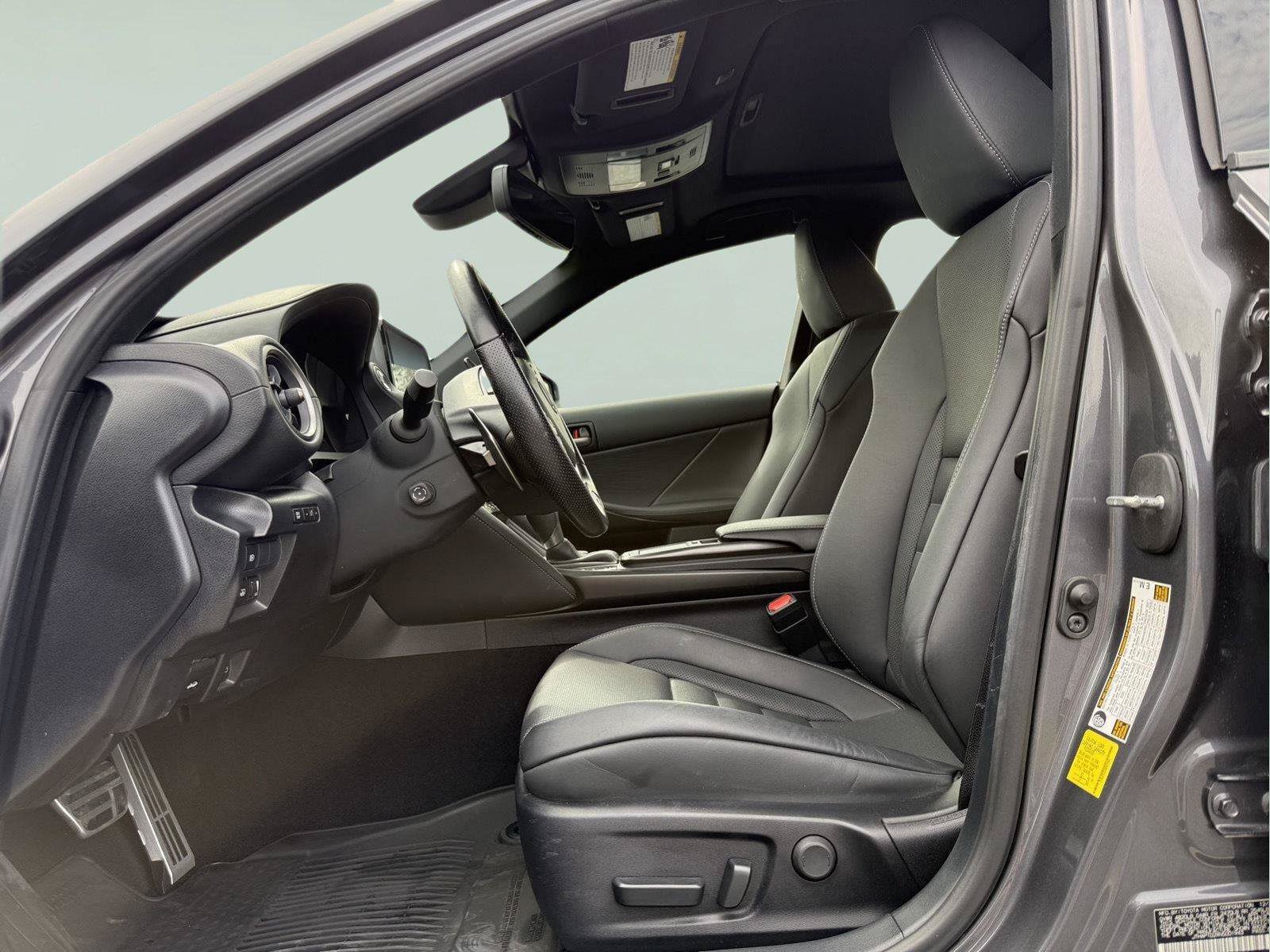 Certified 2022 Lexus IS 500 w/ Accessory Package 2 RWD image 10