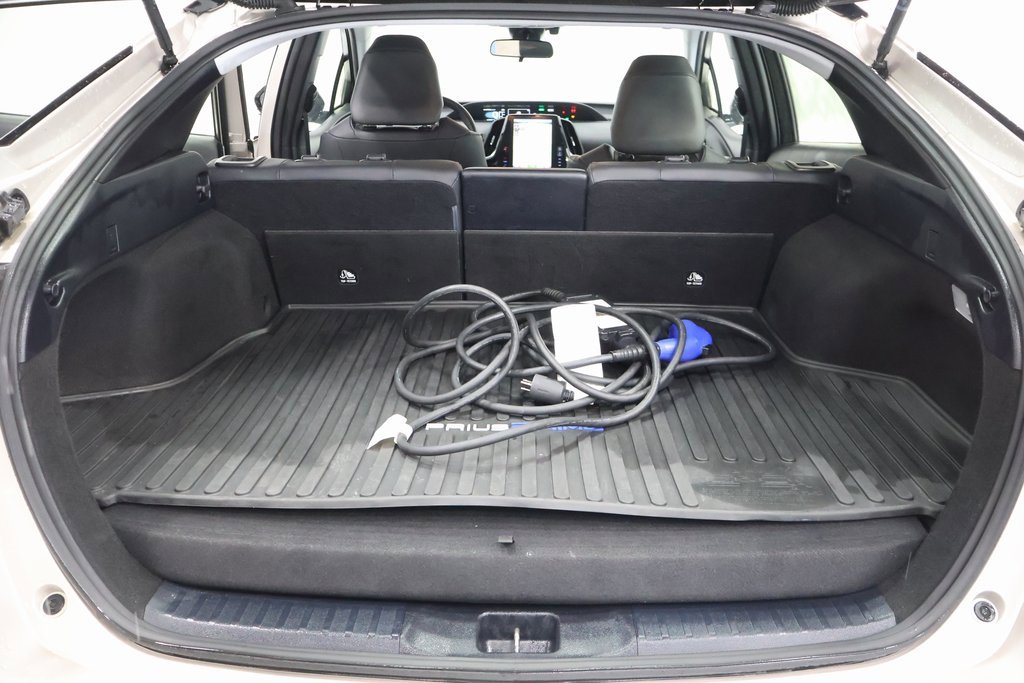 Used 2018 Toyota Prius Prime Premium image 26