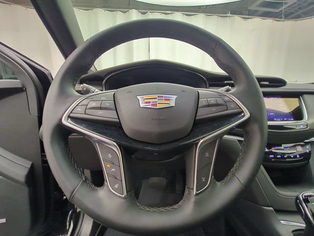 Used 2026 Cadillac XT5 Premium Luxury w/ Driver Assist Package AWD/4WD image 10